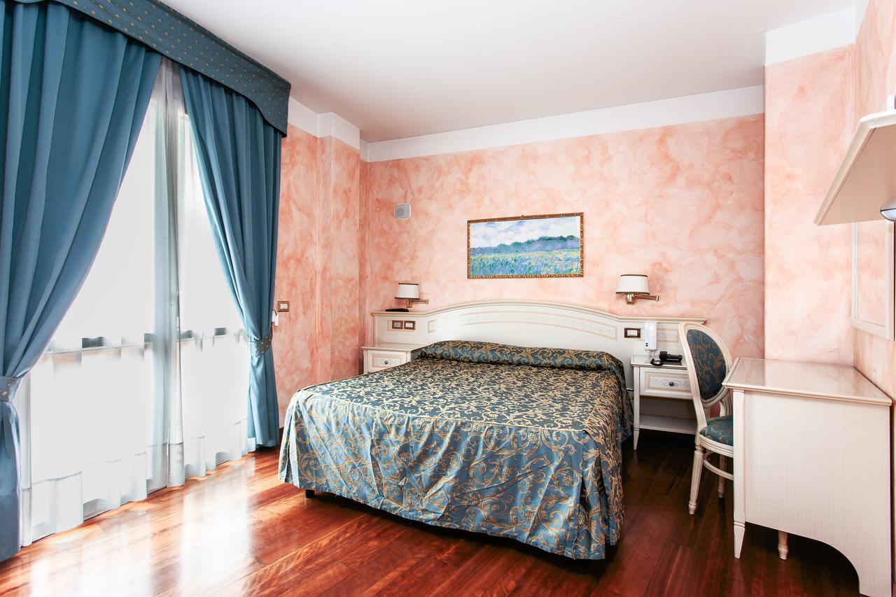 Residence Hotel Bologna Milano Marittima Bagian luar foto
