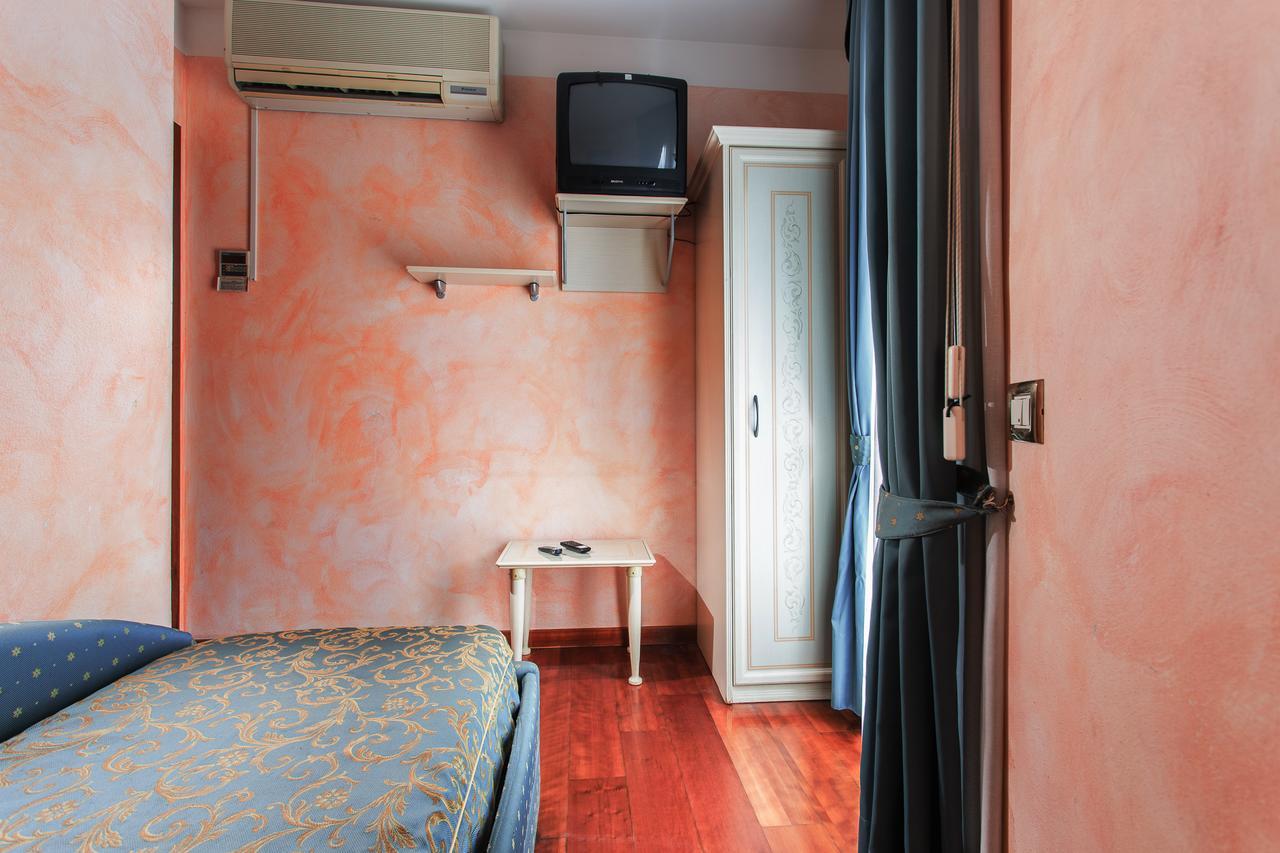 Residence Hotel Bologna Milano Marittima Bagian luar foto